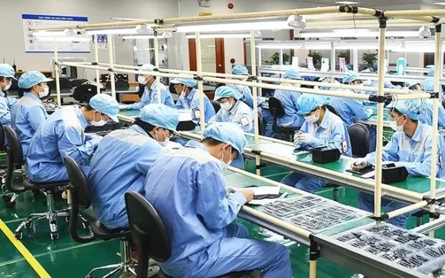Việt Nam & Công Cuộc Chế Tạo Chip Bán Dẫn – Cơ Hội Trỗi Dậy Từ Những Bài Học Lịch Sử
